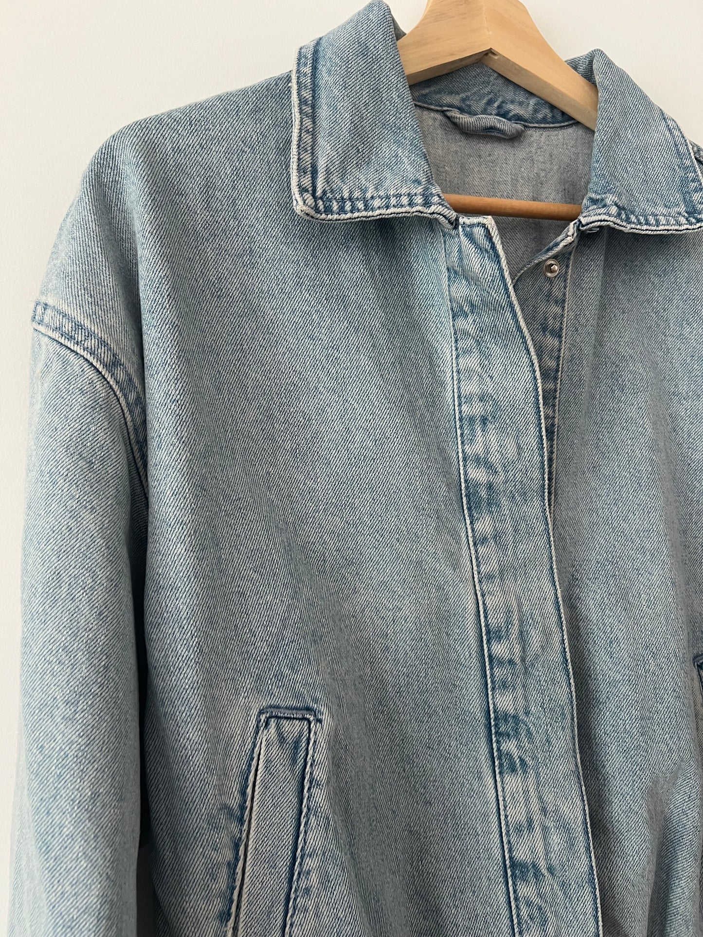Cazadora denim volumen