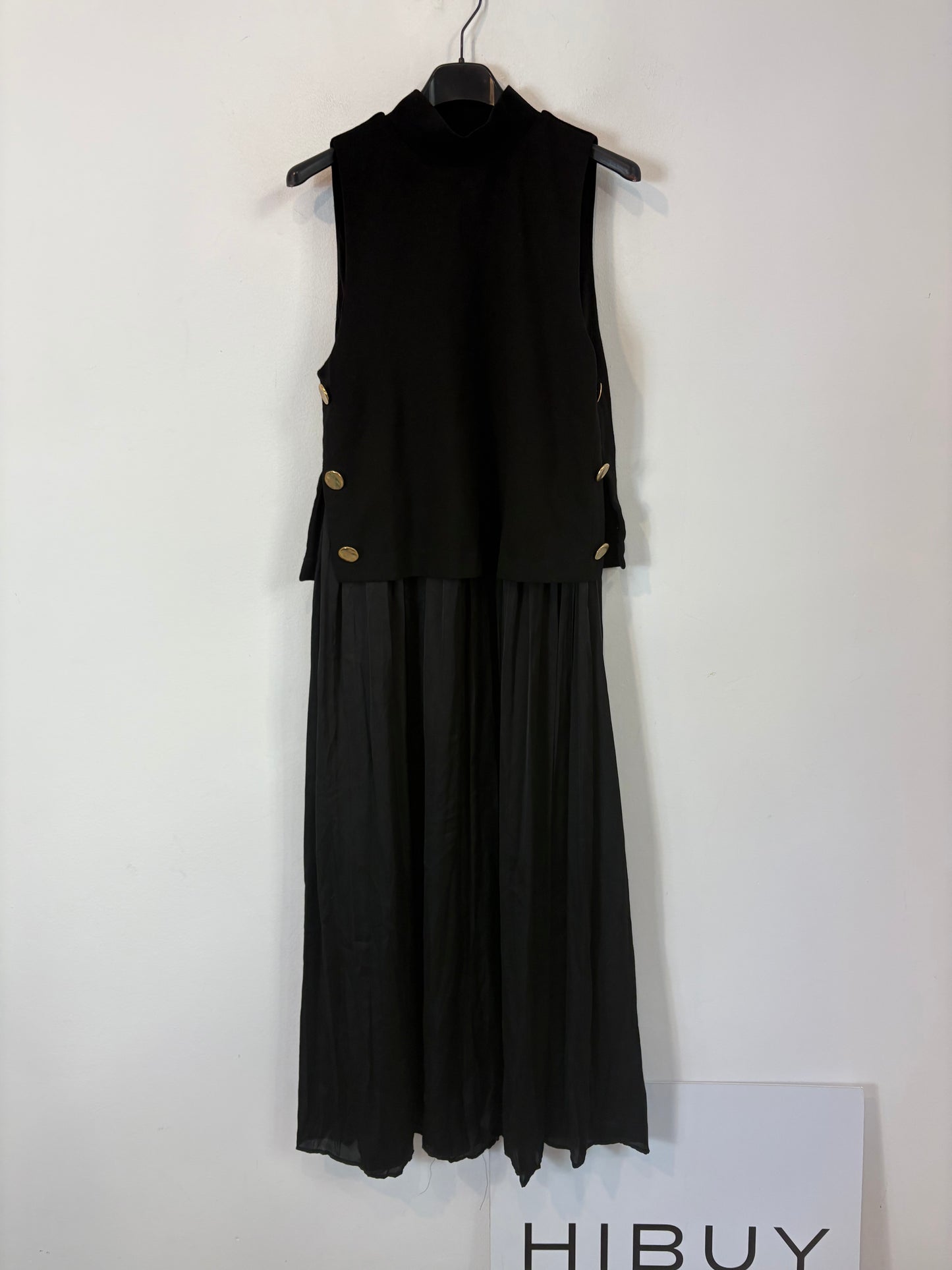 ZARA. Vestido negro doble textura
