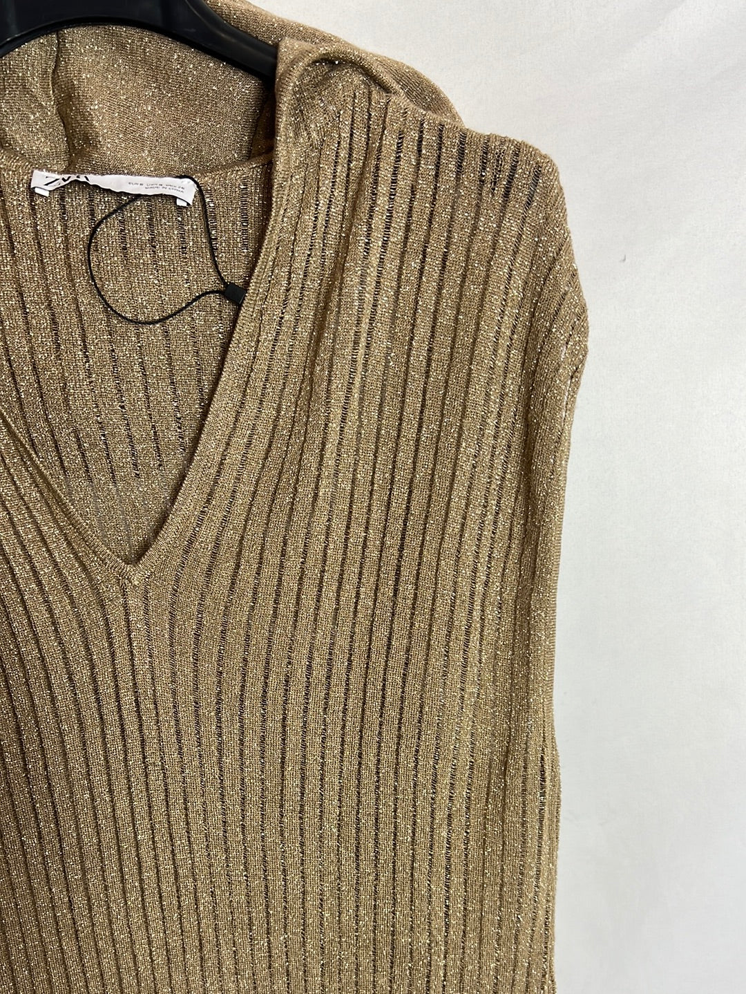 ZARA. Vestido midi punto dorado. T S
