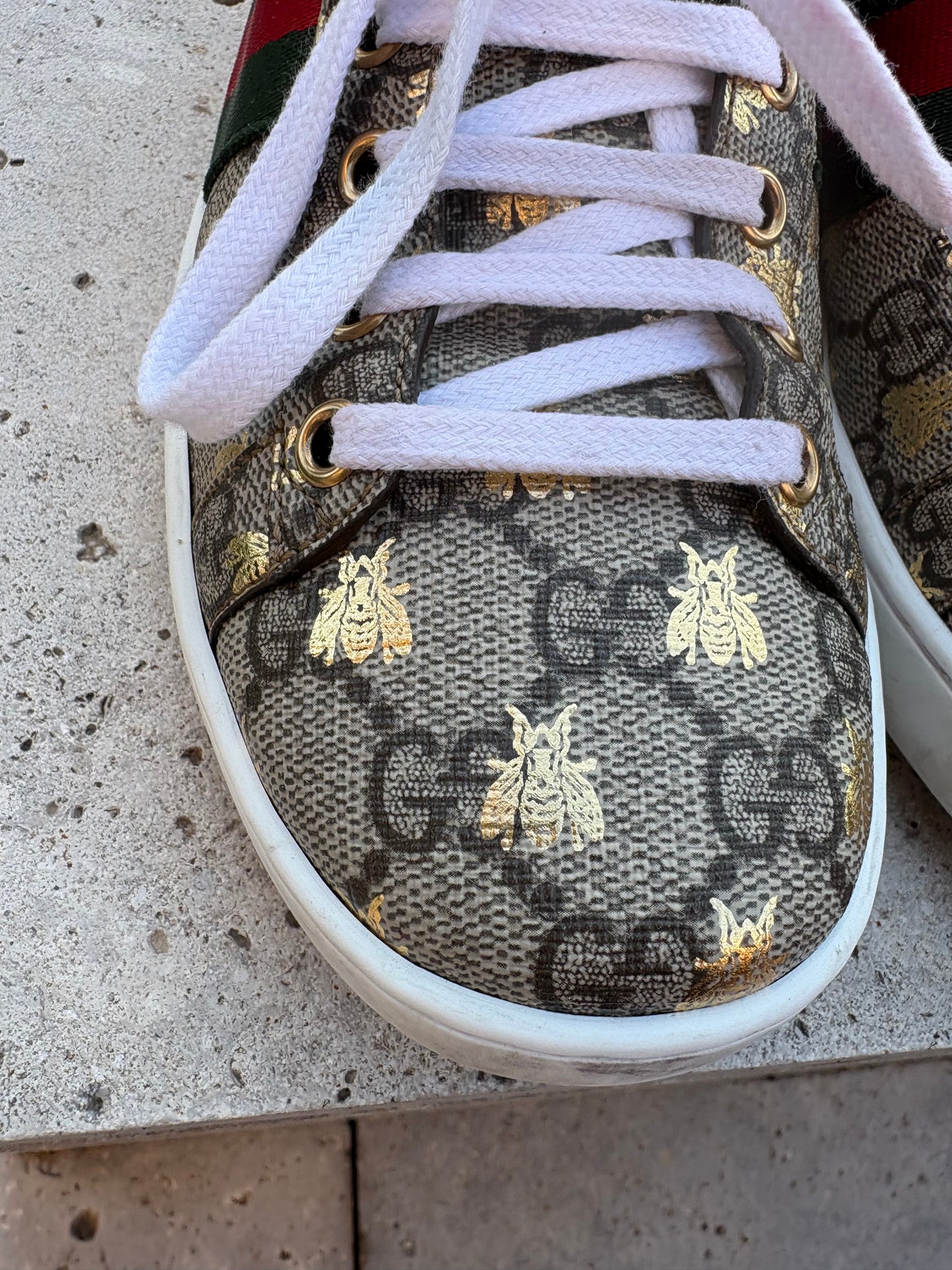 GUCCI. Zapatilla Gucci Ace con tribanda T 38