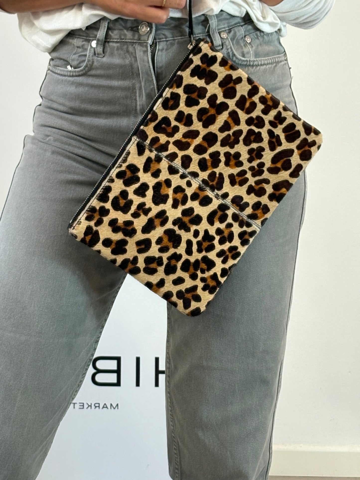 PULL &amp; BEAR. Leather handbag