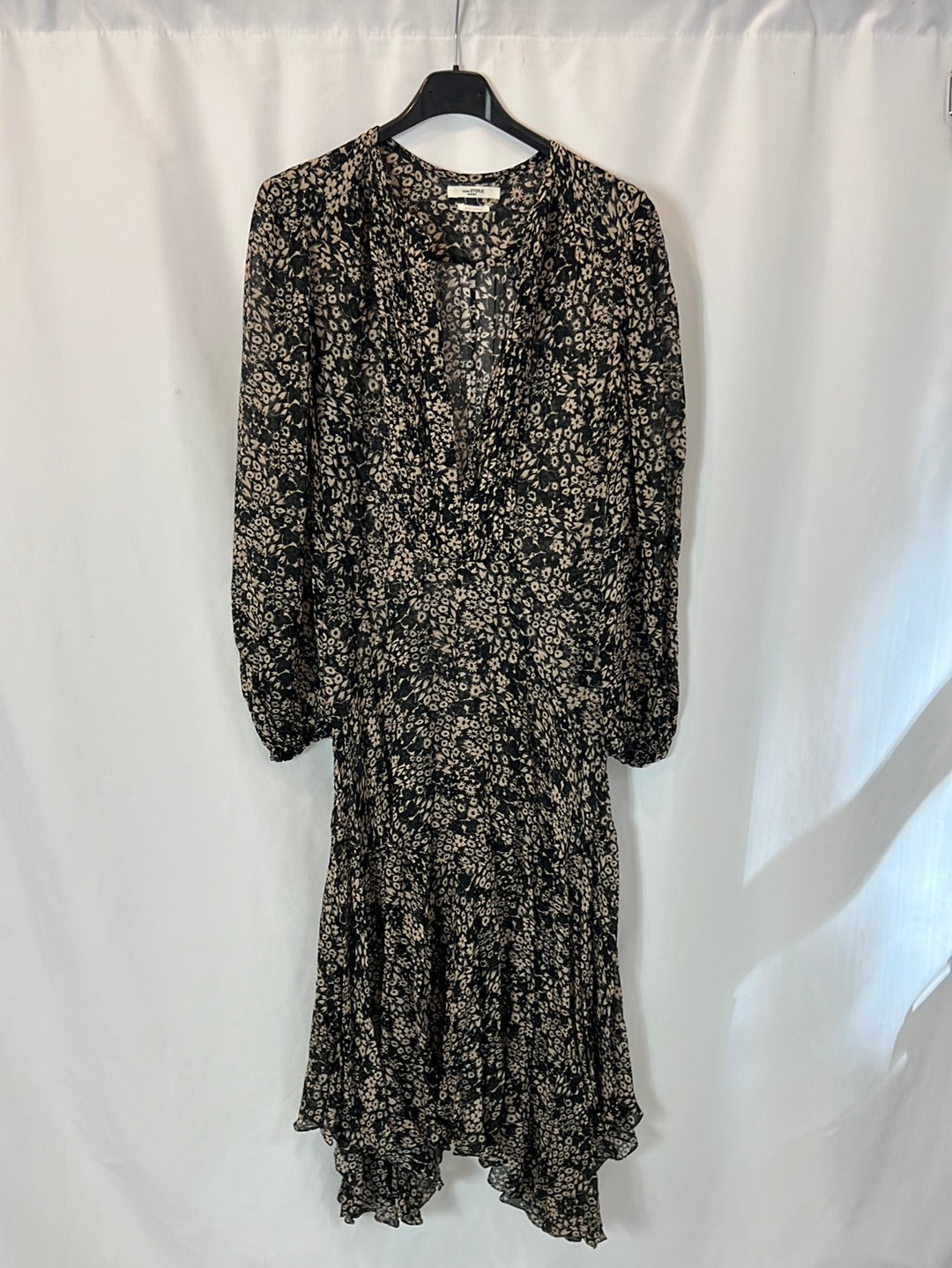 ISABEL MARANT. Asymmetrical floral dress. Size 36