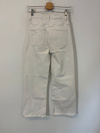 ZARA. Denim blanco cropped. T 36