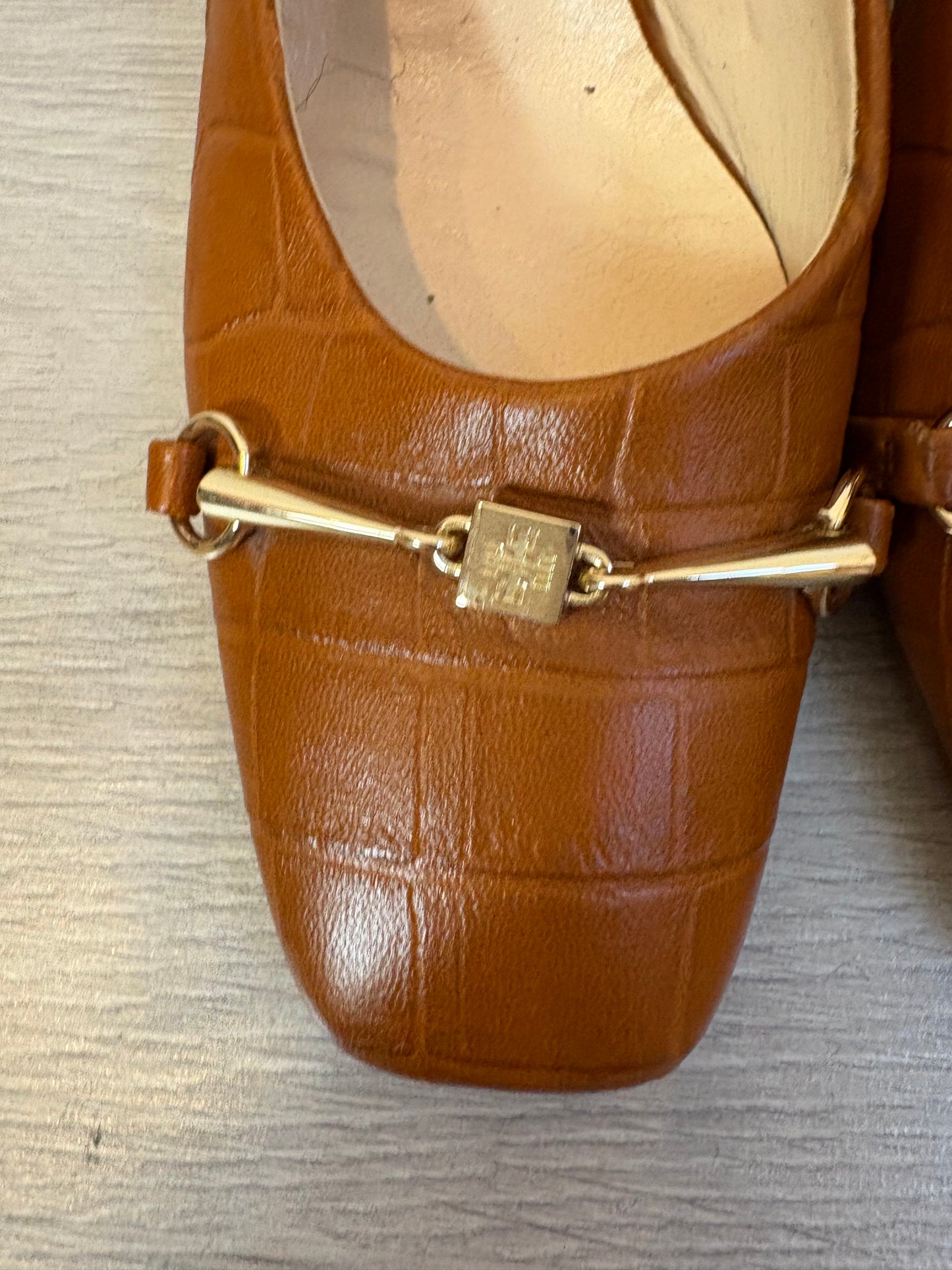 HOGL. Zapatos piel camel hebilla dorada. T 38