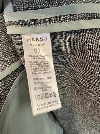 MAKSU. Total look fluido hilos brillo