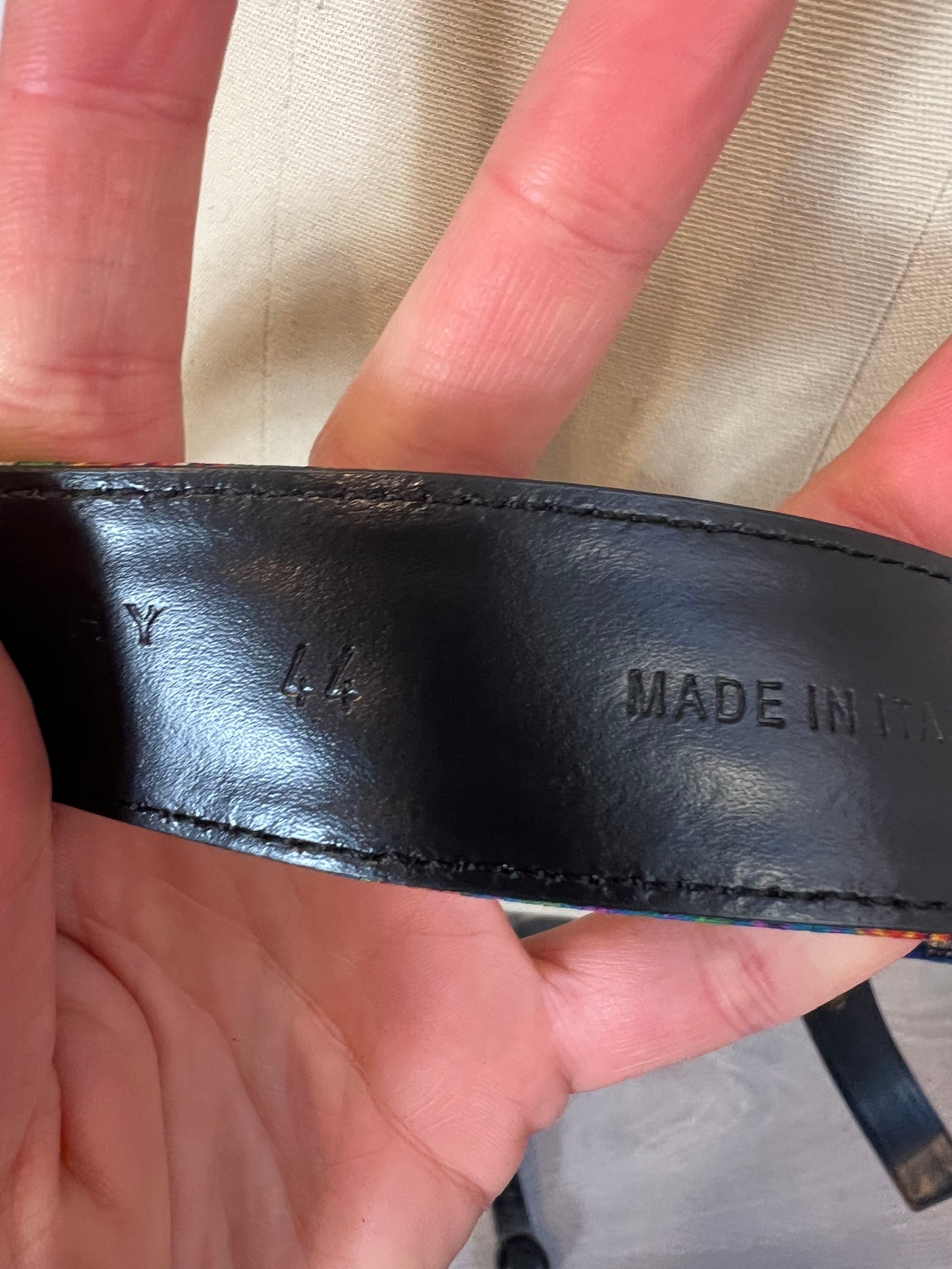 PHILOSOPHY OF LORENZO SERAFINI. Leather belt lined with printed fabric. Size 44 (M)