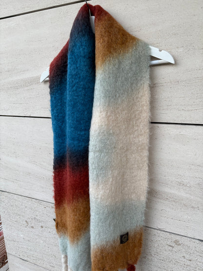 MANTAS EZCARAY. Bufanda mohair colores