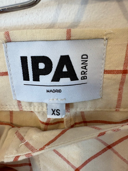 IPA. Conjunto pantalón y chaleco cuadros. T XS