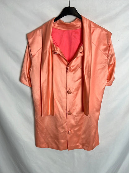 INÉS MARTIN ALCALDE. Salmon satin back top. TS