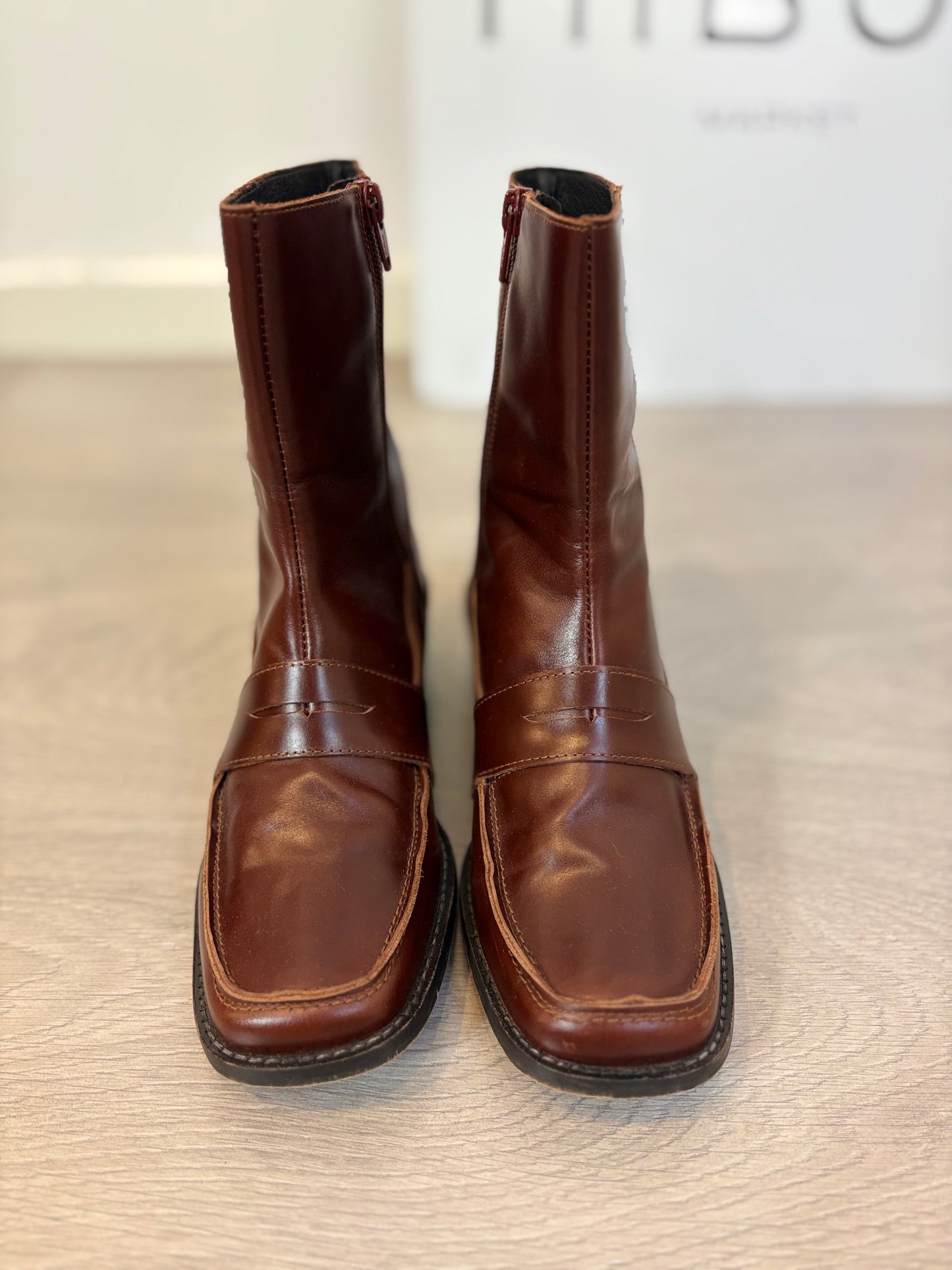 MICUIR. Botines piel efecto mocasín. T 38