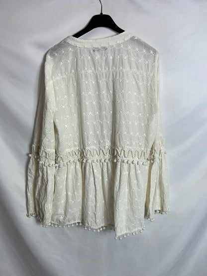 TEX. Ecru openwork overshirt. TL