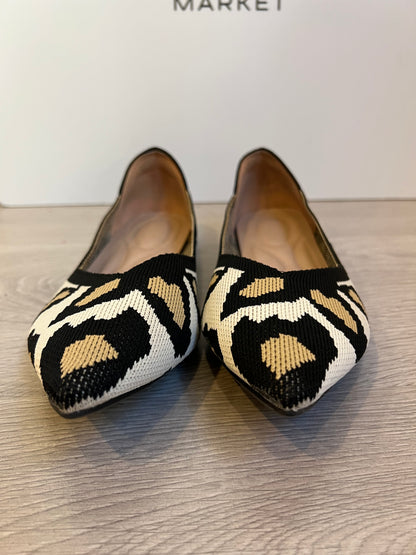 OTRAS. Zapato plano textura animal print. T 39