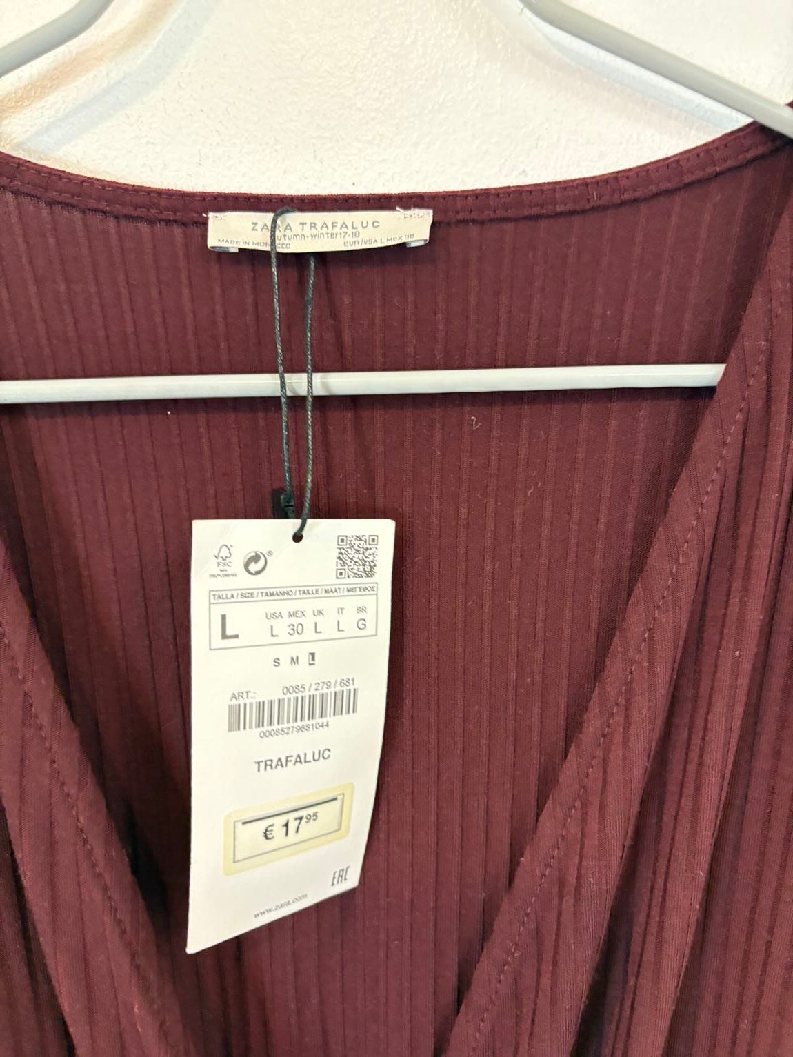 ZARA. Mono largo canalé fluido granate