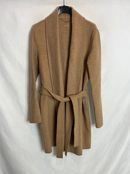 MASSIMO DUTTI. Abrigo fino camel lana. T M