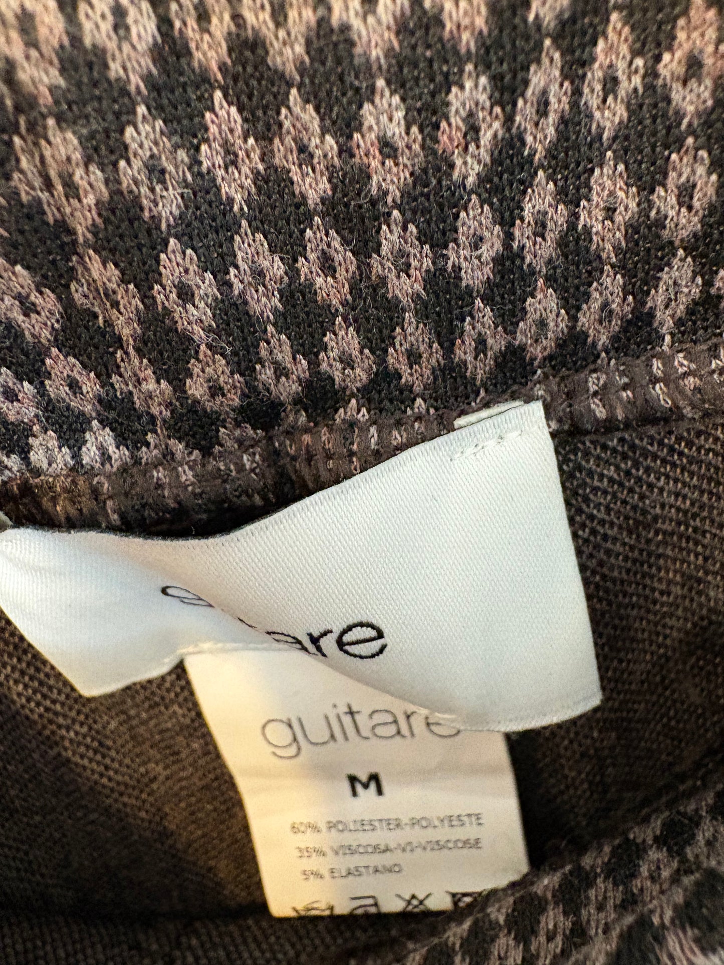 GUITARE. Total look punto elástico