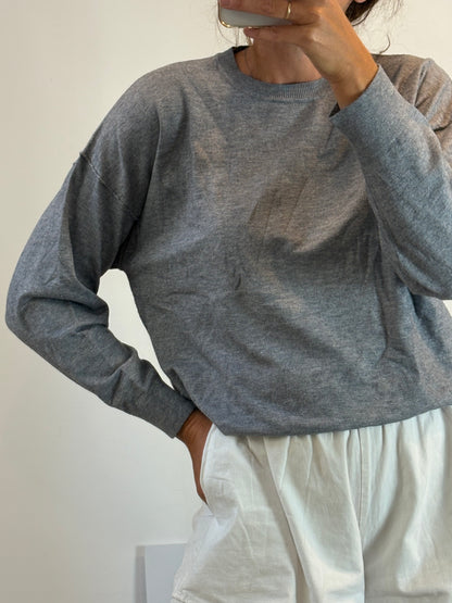 ZARA. Fine gray sweater. TM