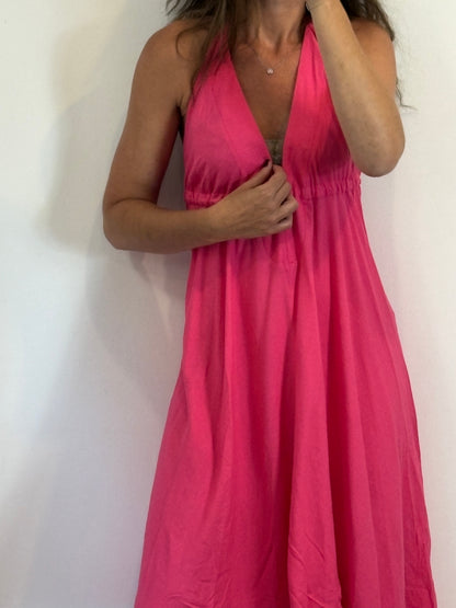 THE LAMU COLLECTION. Vestido asimétrico rosa fucsia. T U (M/L)