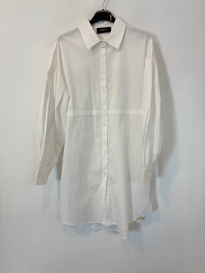 SCRIPTA. Camisa larga blanca