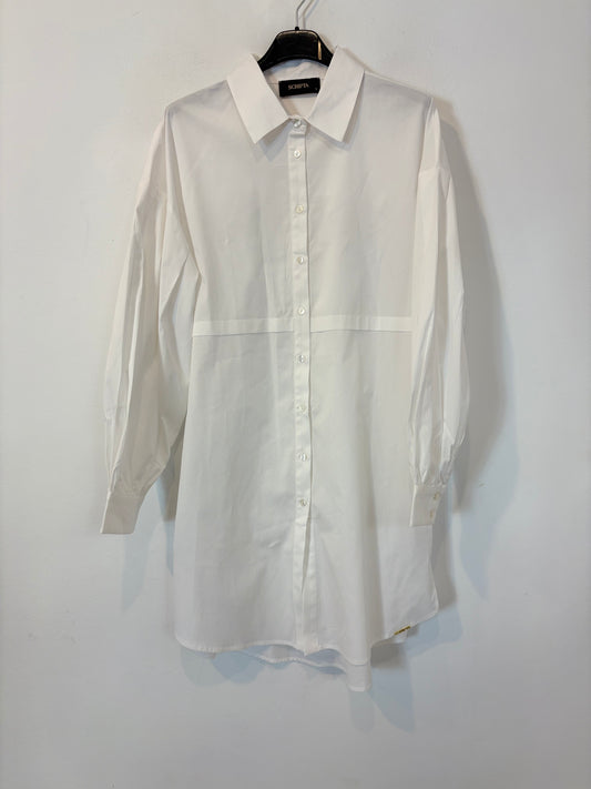 SCRIPTA. Camisa larga blanca