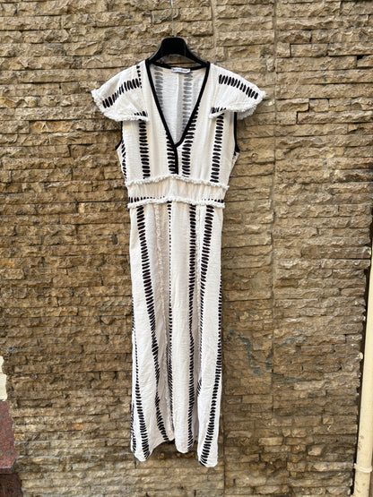 OTRAS. Vestido midi lino flecos
