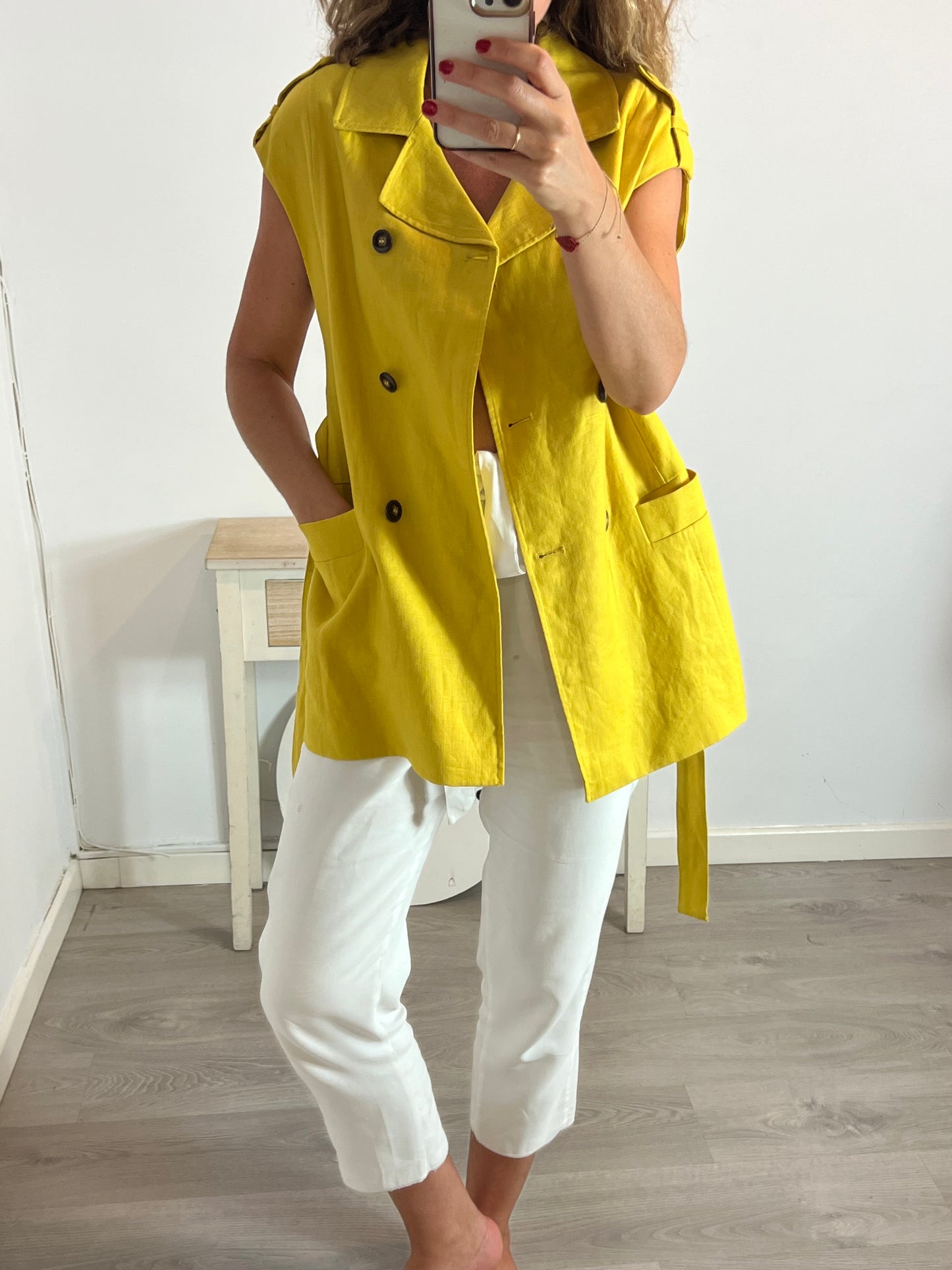 ZARA. Chaleco lino abotonado. T S