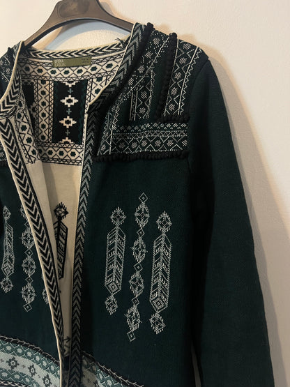SFERA. Chaqueta punto estilo étnico