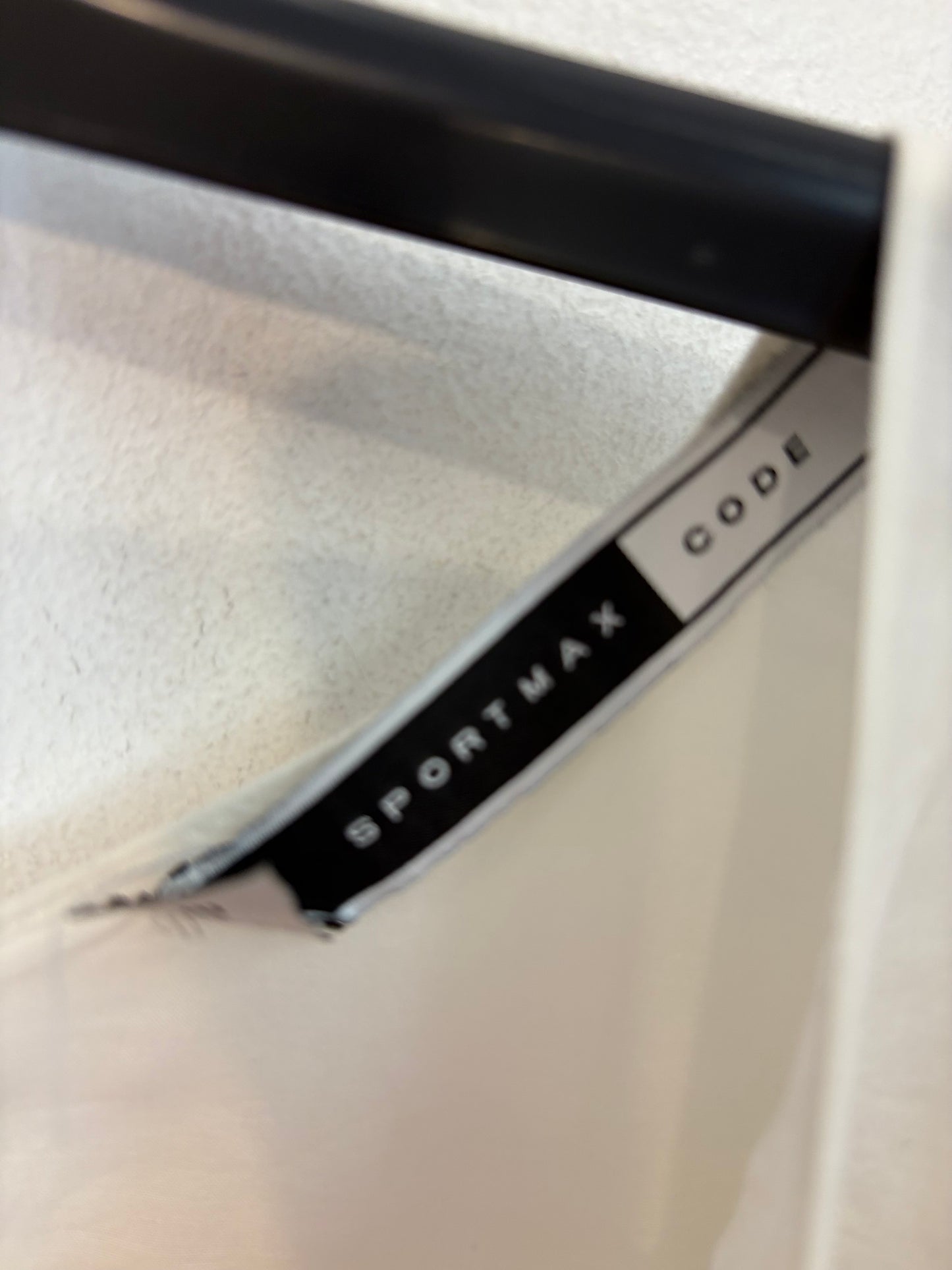 SPORTMAX CODE. Blusa bicolor con seda