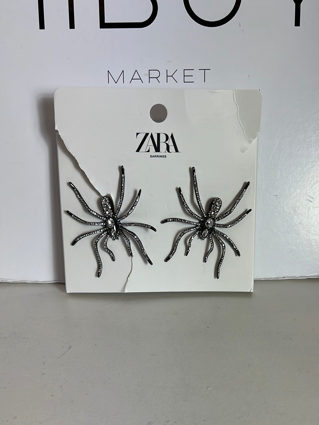 ZARA. Pendientes maxi  araña