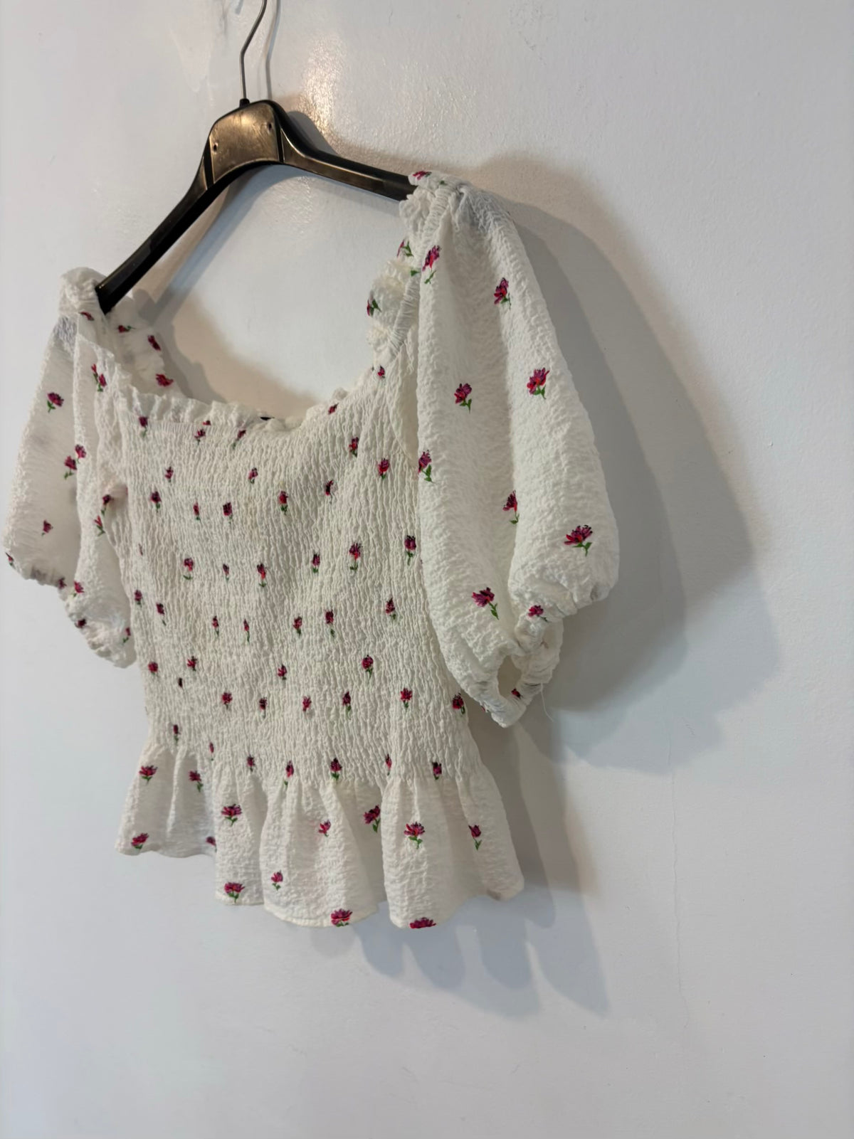 ZARA. Top nido abeja flores