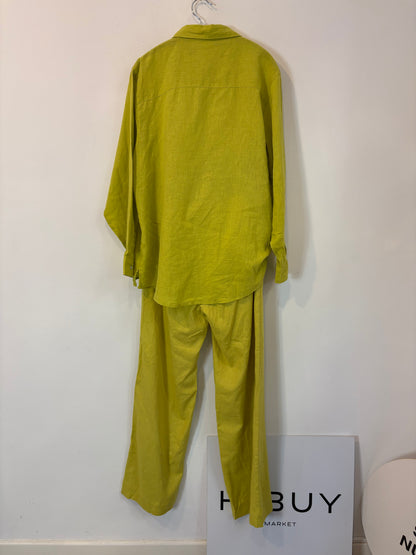 Conjunto verde lima con lino
