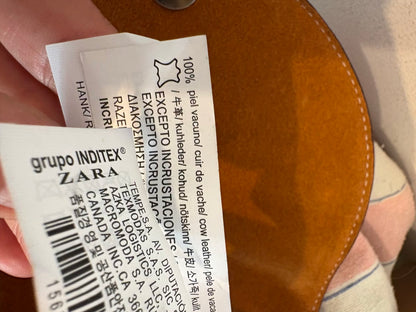 ZARA. Riñonera/ bolso piel camel