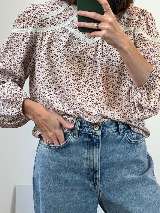 OTRAS.blusas beige florecitas Tu(s)