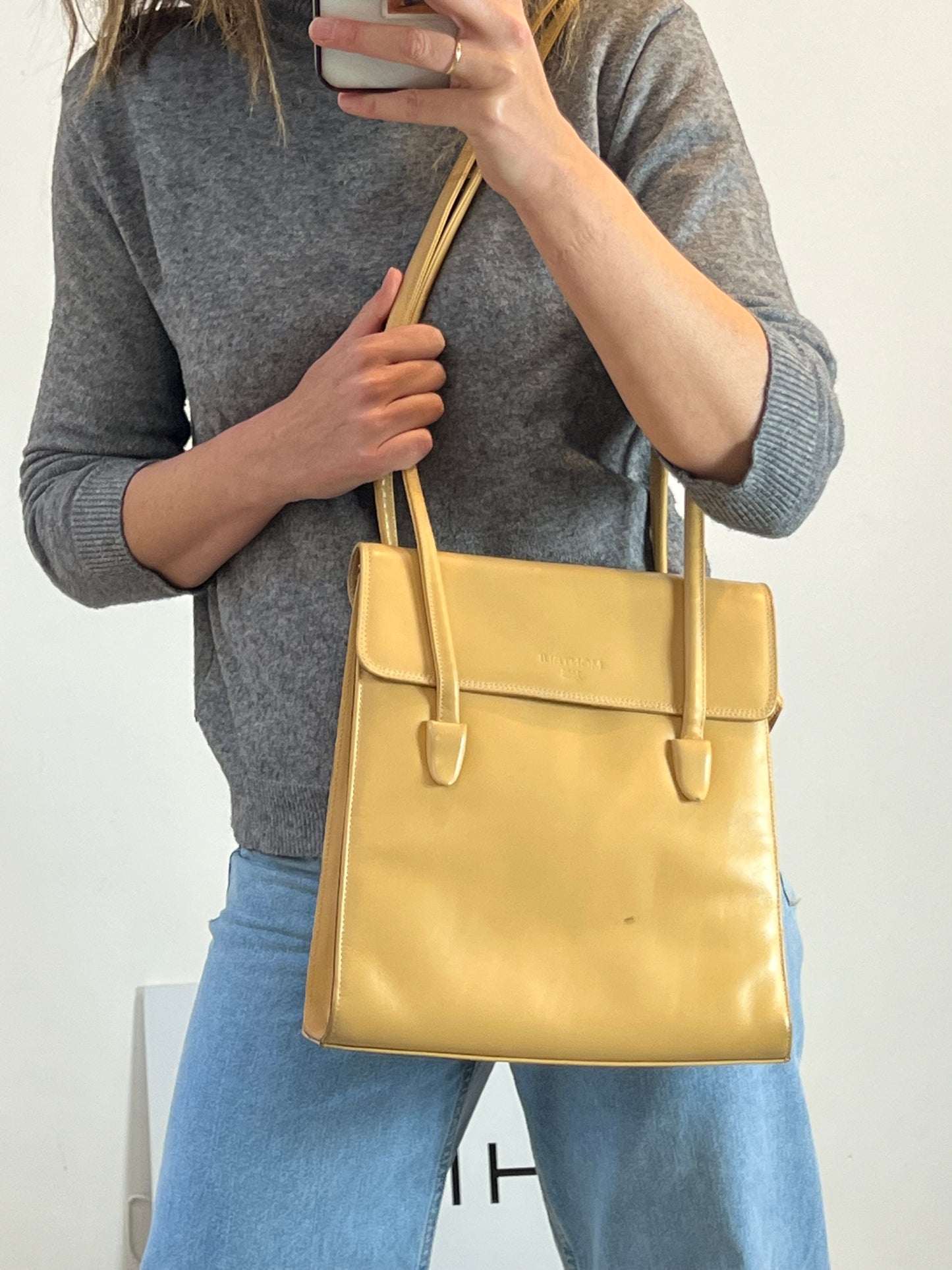 MONTBUI. Bolso piel efecto maletin