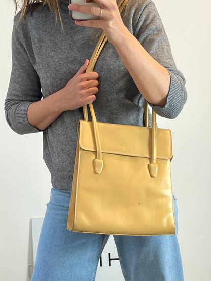 MONTBUI. Bolso piel efecto maletin