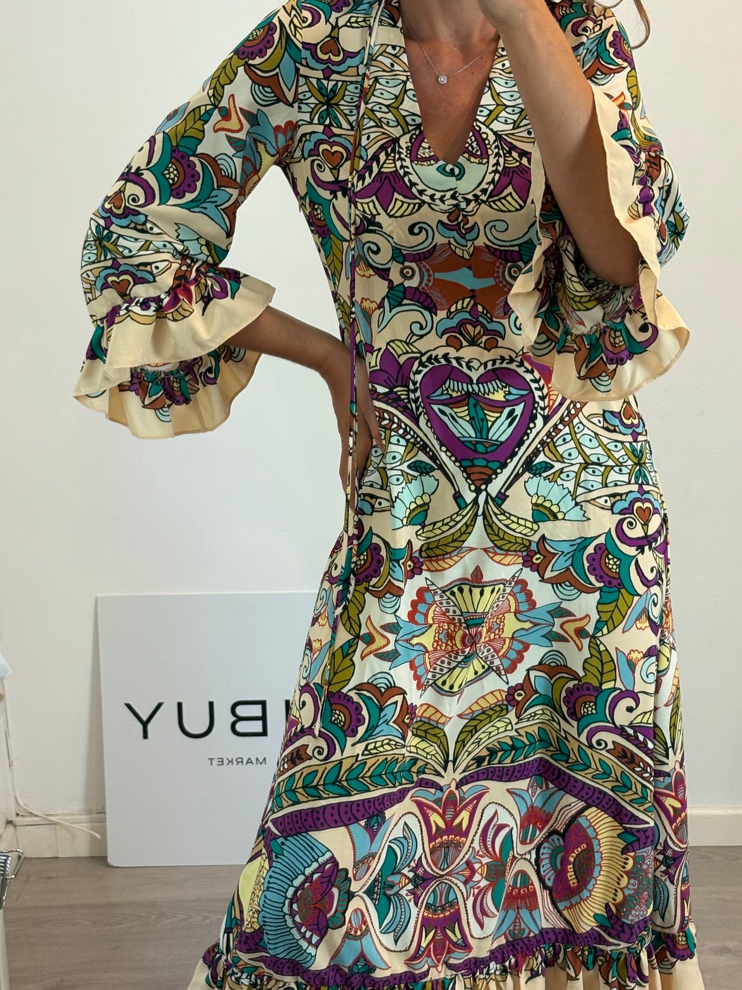 ZARA. Vestido beige estampado T.m