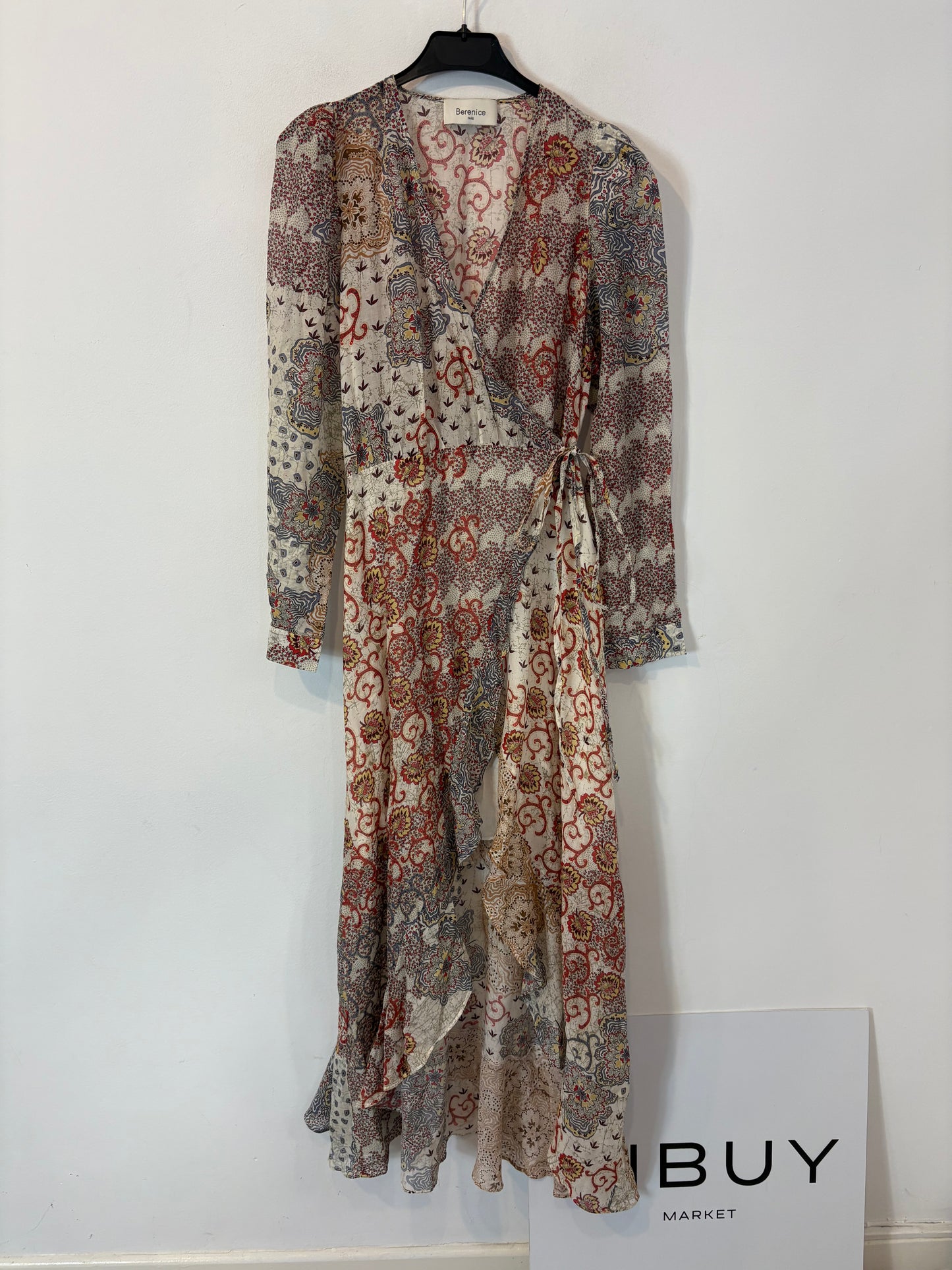 BERENICE. Vestido estampado con seda asimétrico