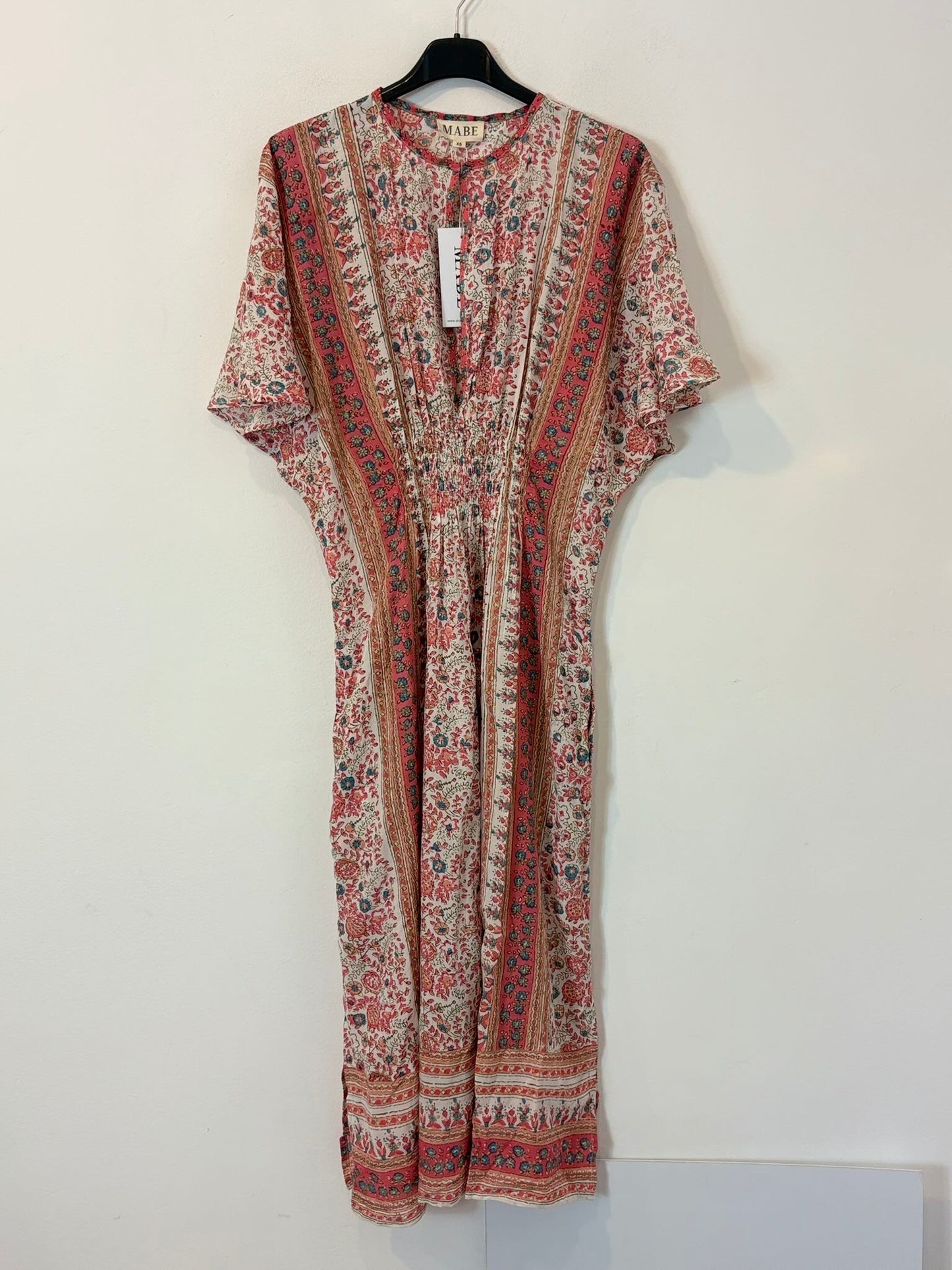MABE. Vestido midi fluido estampado