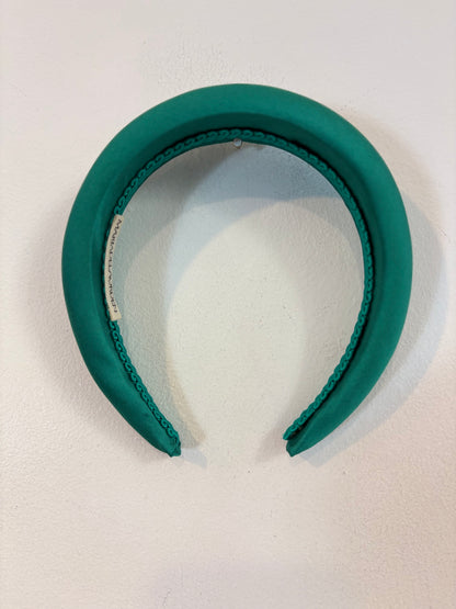 MARIA DE LA ORDEN. Diadema pelo verde