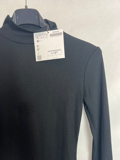 ZARA. Body negro canale. T S