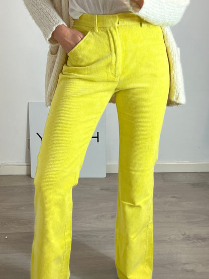 MASSIMO DUTTI. Pantalón pana amarillo  T.38