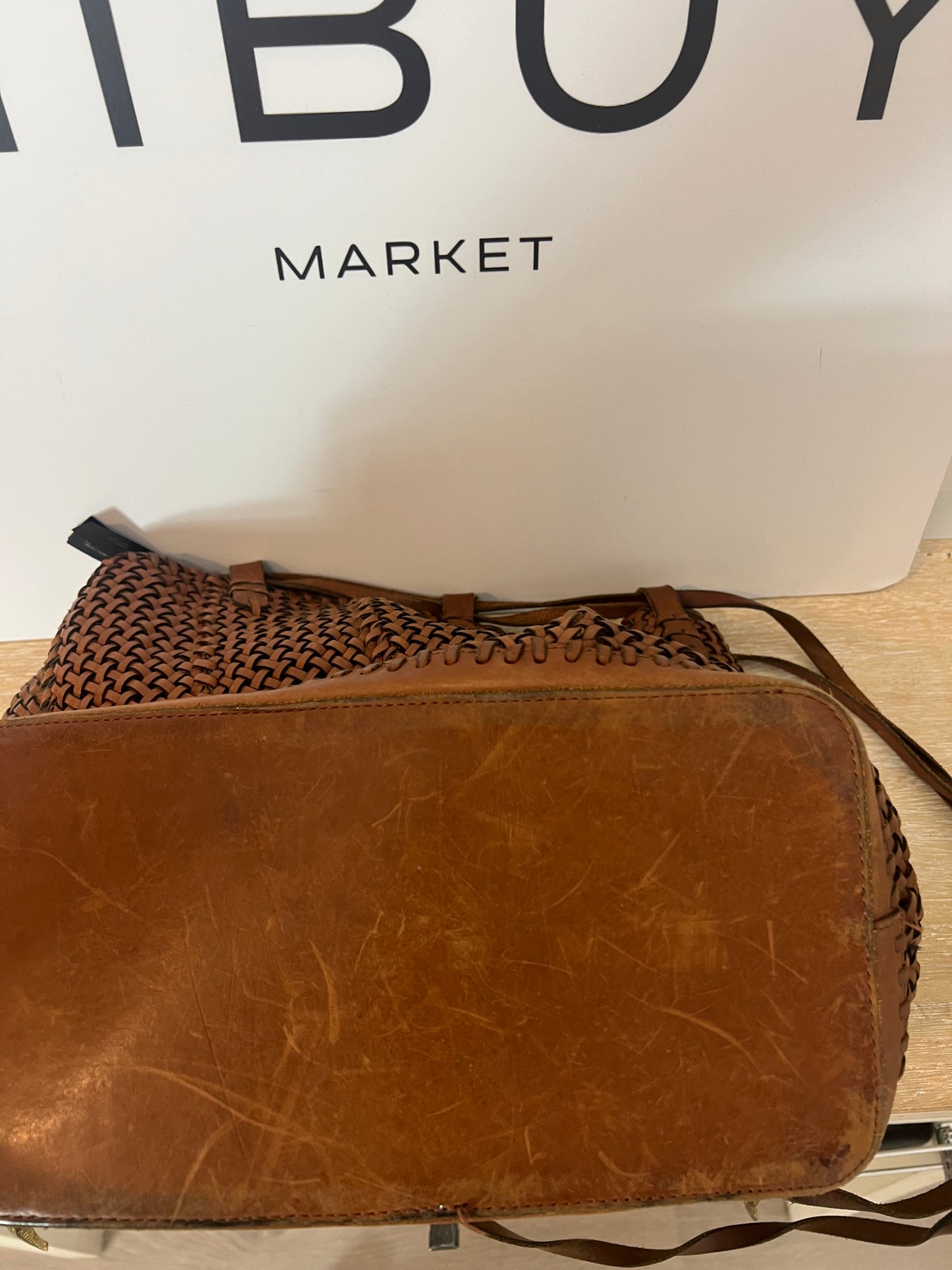 MASSIMO DUTTI. Bolso shopper trenzado piel