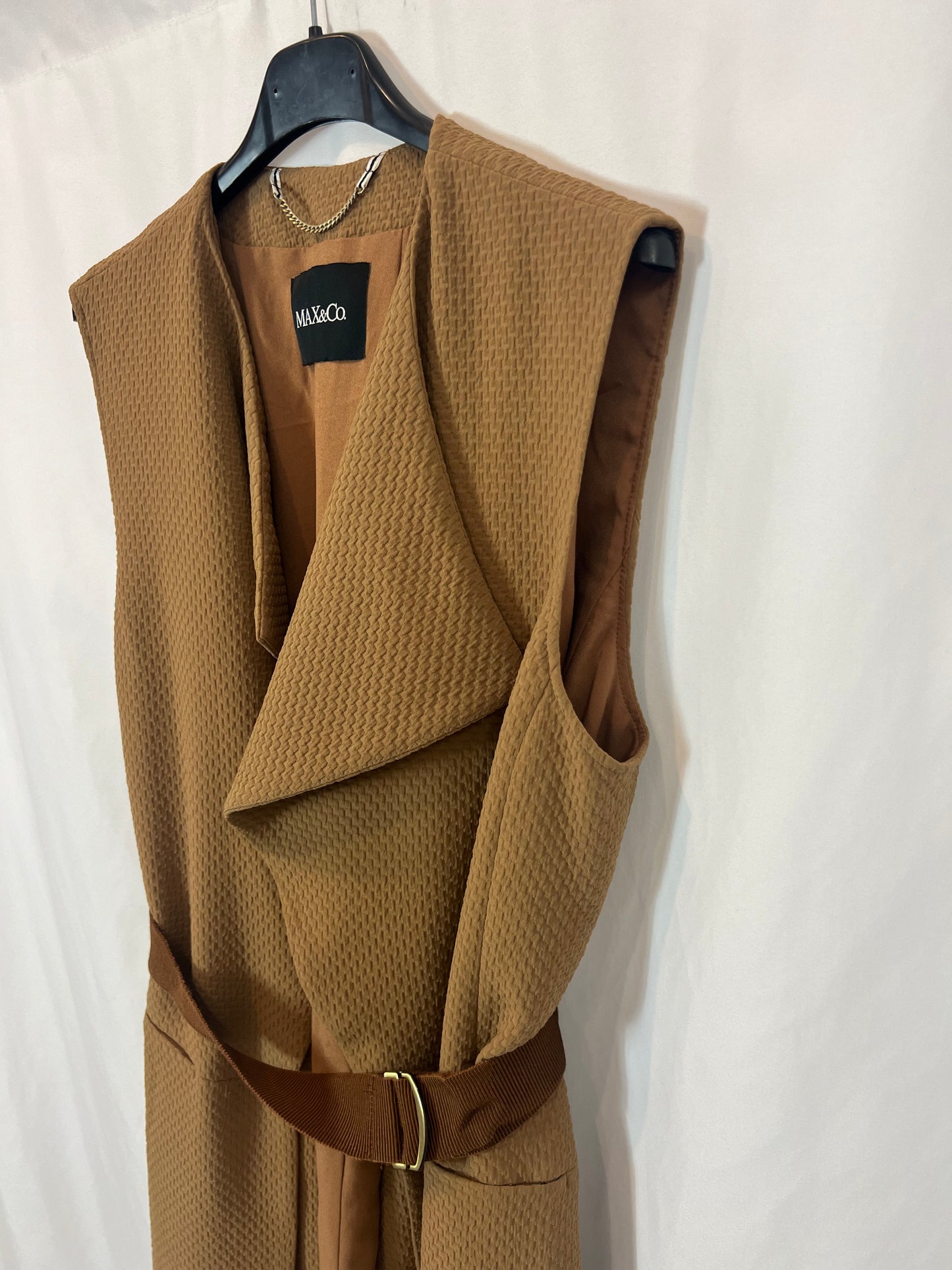 MAX&CO. Chaleco marrón textura. T 40