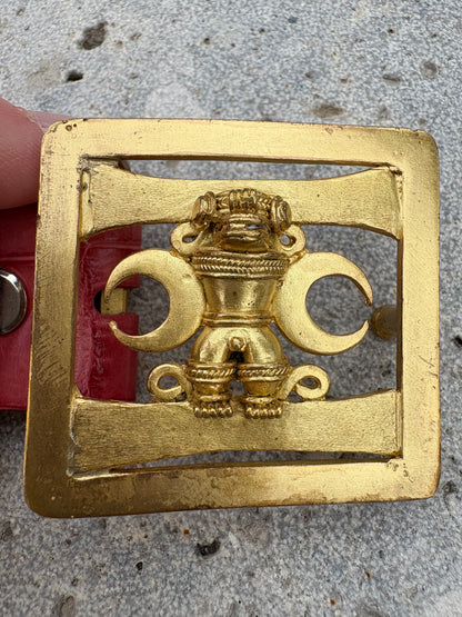 OTRAS. Cinturón hebilla dorada