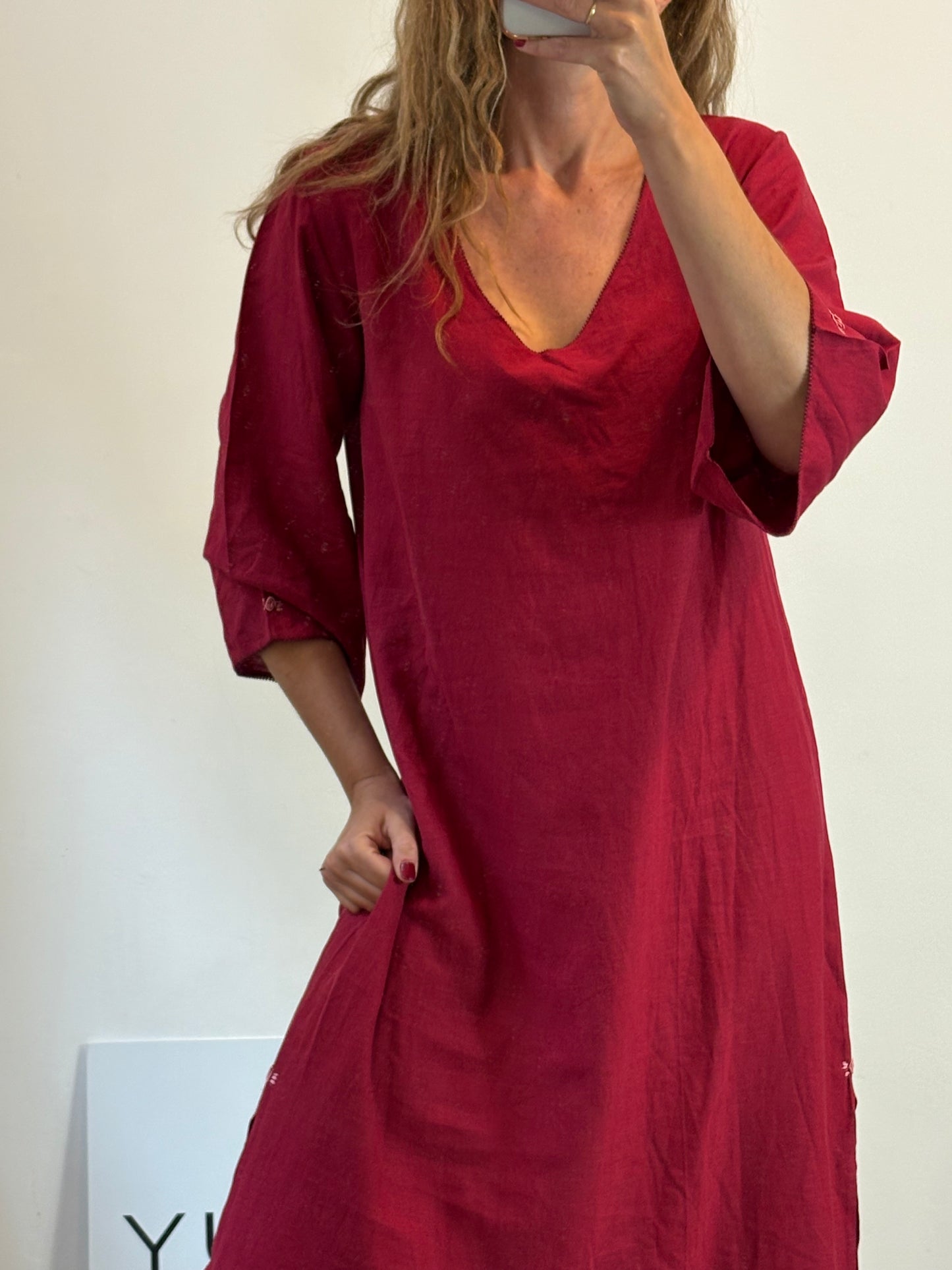 Vestido granate estilo Kaftán