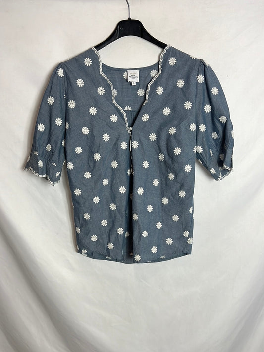 JOLIE JOLIE. Blusa efecto denim flores bordadas. T S