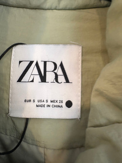ZARA. Parka acolchada borrego