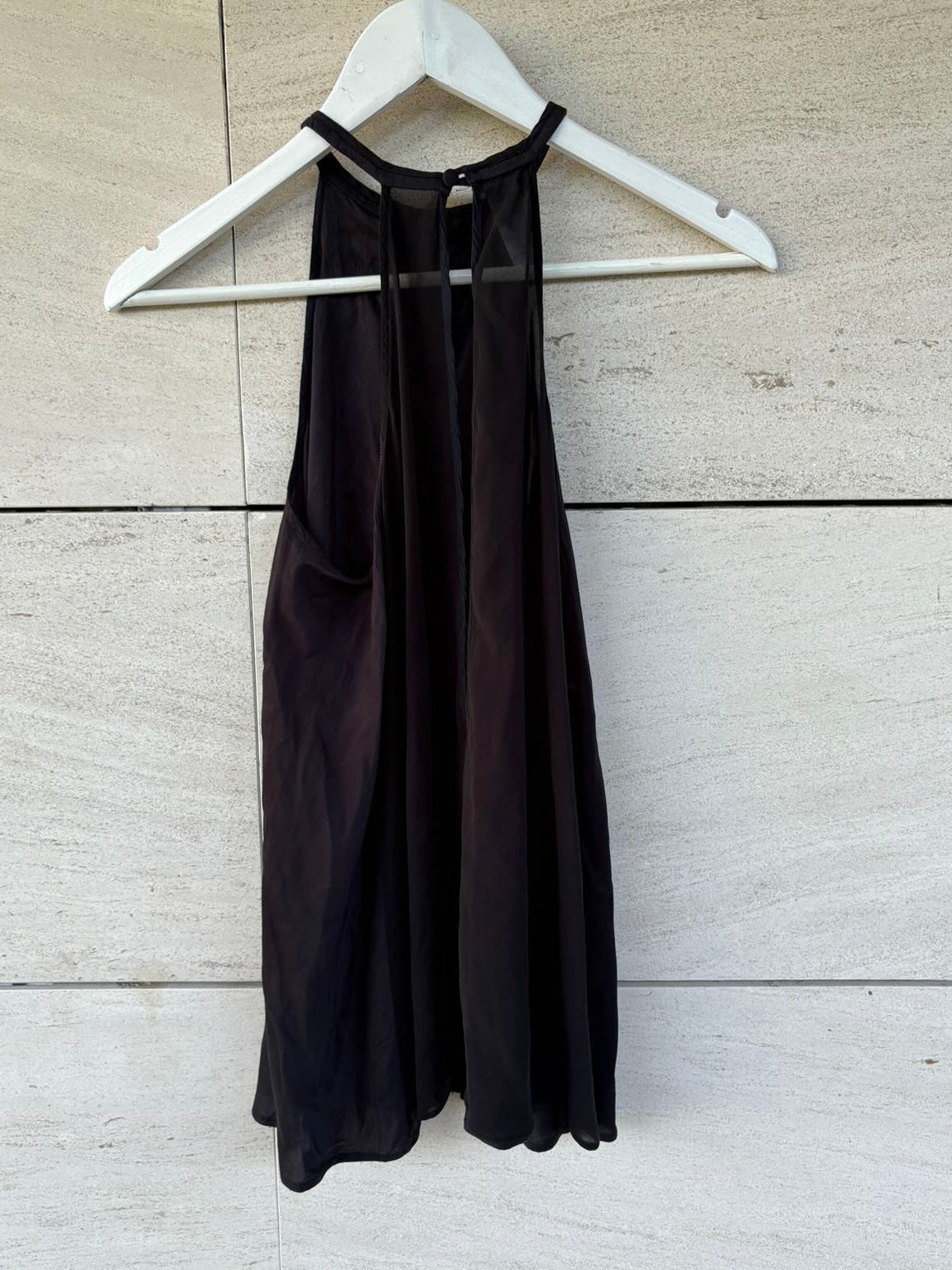 LA PERLA- Top negro con seda detalle cuello