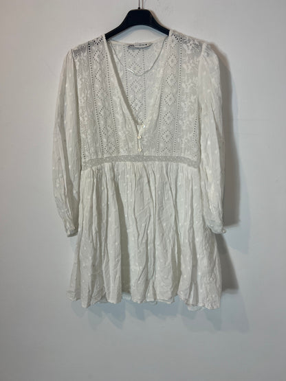 ZARA. Vestido doble textura blanco  T.xs