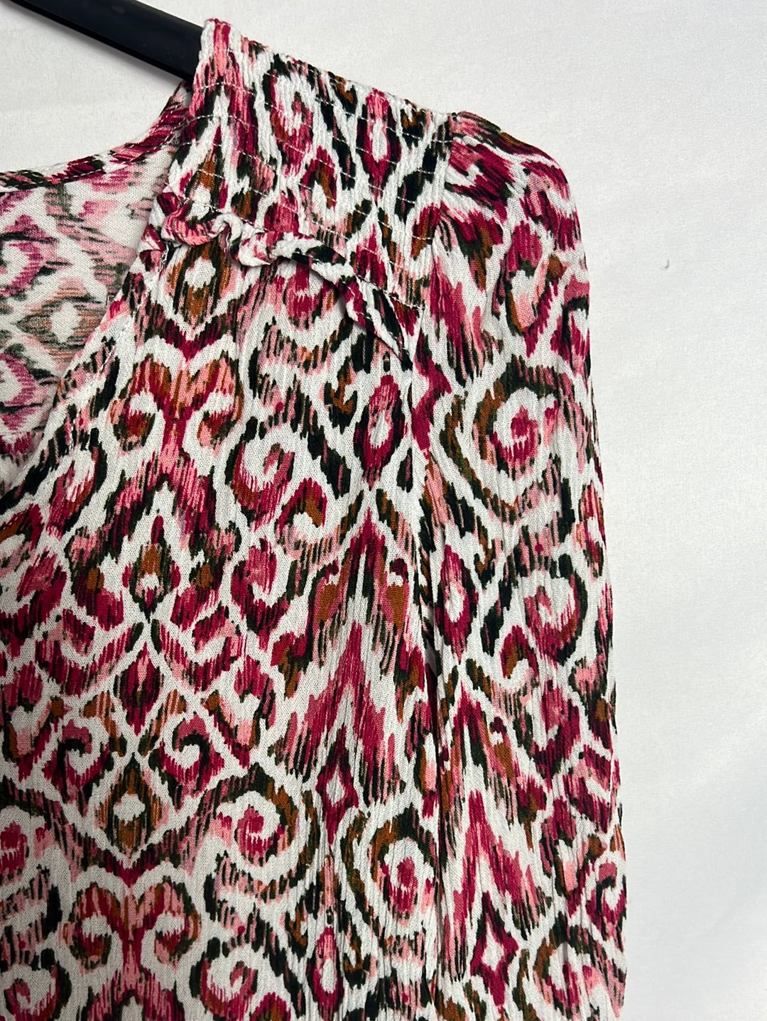 CORTEFIEL. Top manga larga fluido estampado. T S