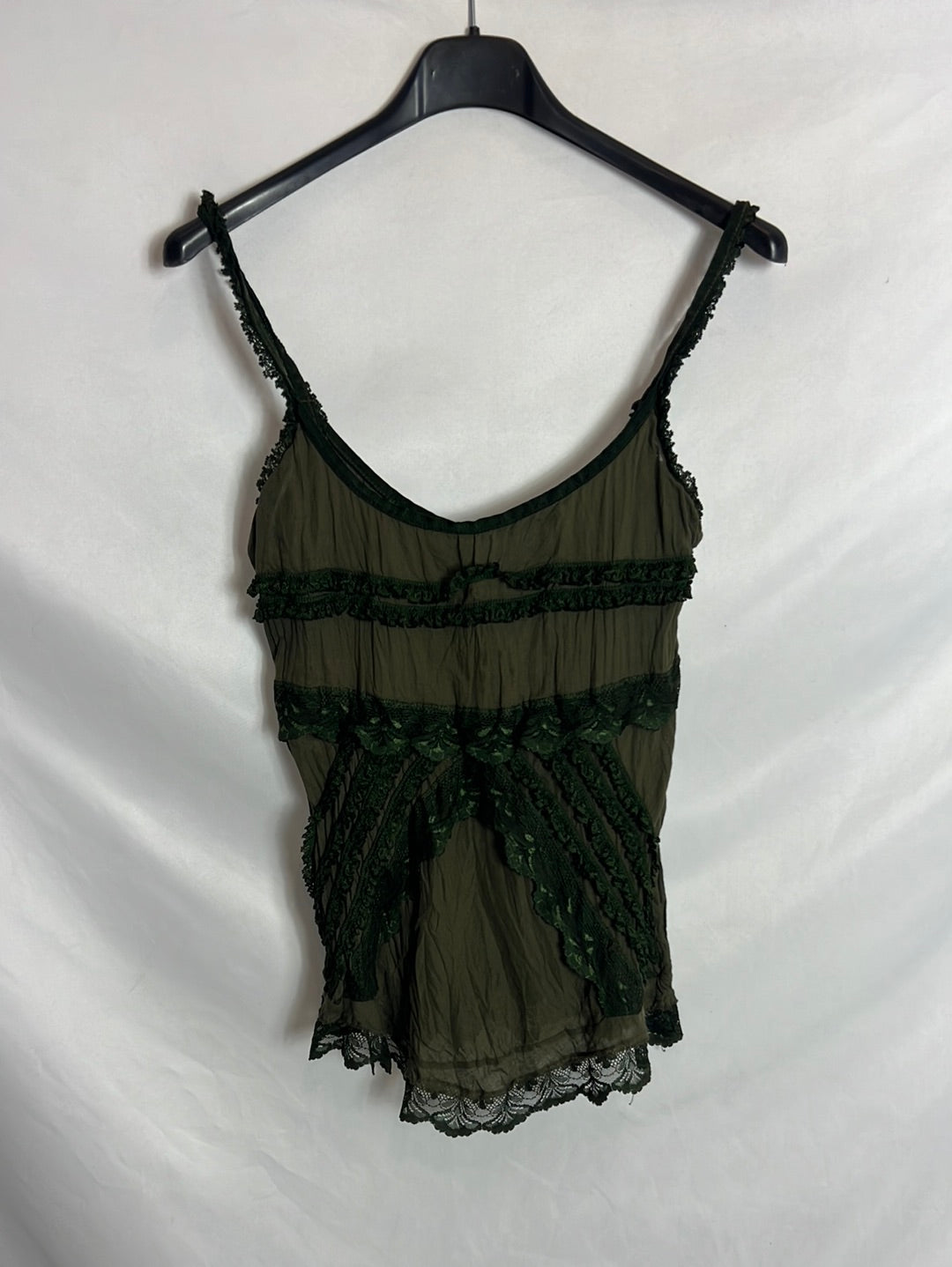 OTHERS. Green gathered top. TS